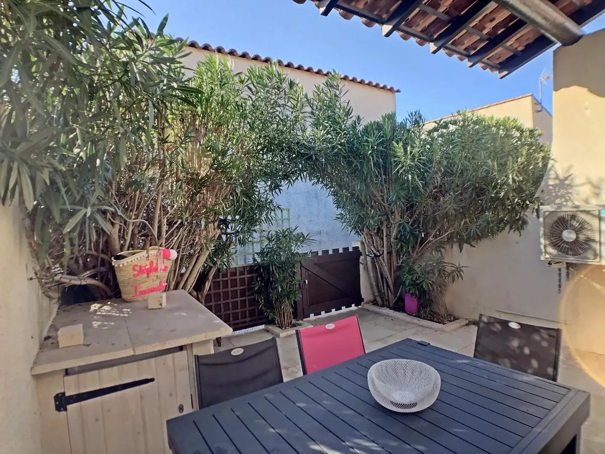 Apartment Appartement Spacieux Pour 8 Pers, Piscine, Clim, Parking, Proche Mer Et Centre-Ville - Fr-1-475-72 Saintes-Maries-de-la-Mer